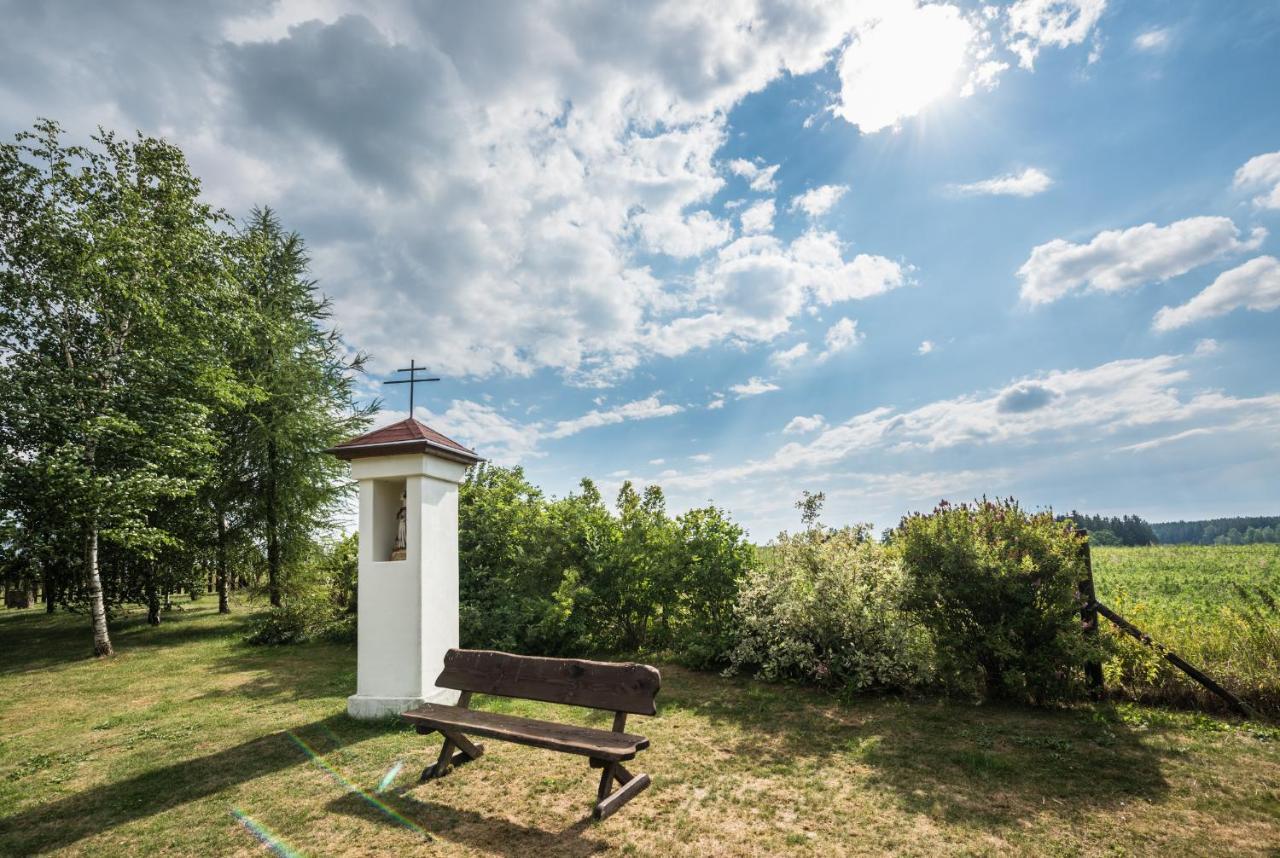 Penzion U Lisky Jarosov nad Nezarkou Luaran gambar