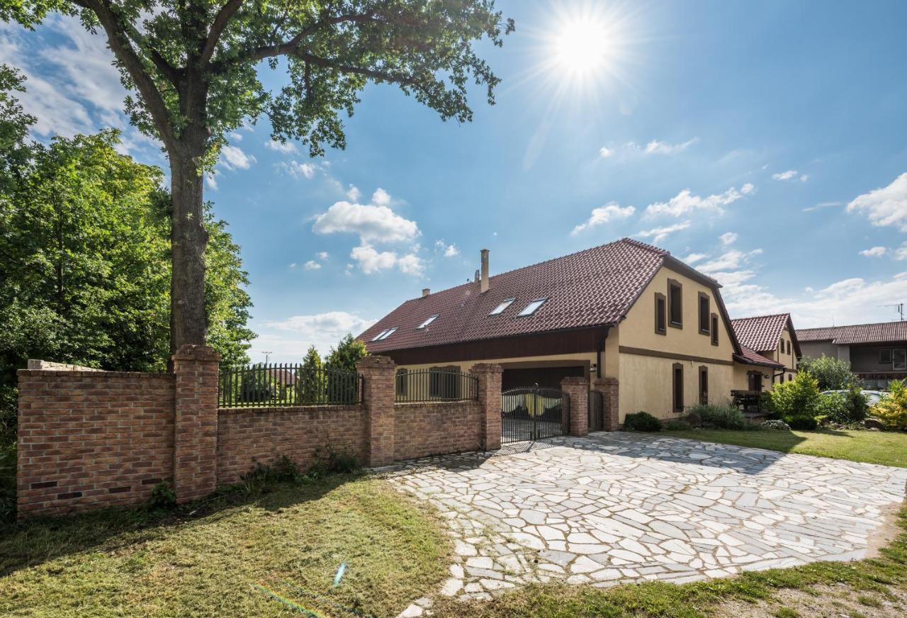 Penzion U Lisky Jarosov nad Nezarkou Luaran gambar