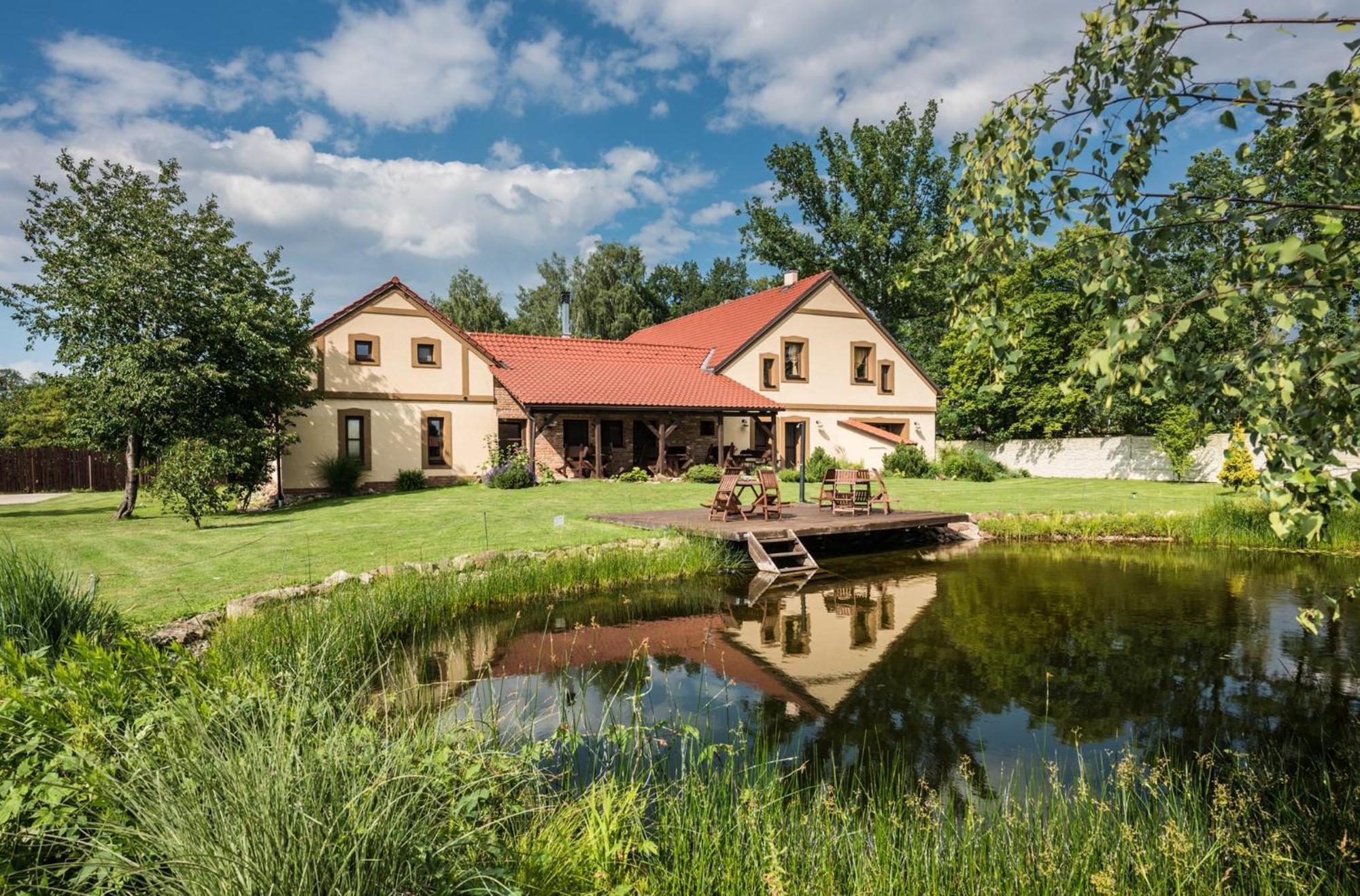 Penzion U Lisky Jarosov nad Nezarkou Luaran gambar